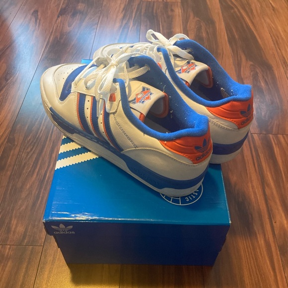 Men Adidas Rivalry Low - Picture 3 of 6